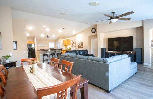 Shadow Hills Casa | Relax in Coachella Valley With No Fees to Heating Pool/Spa and free RV Parking!!