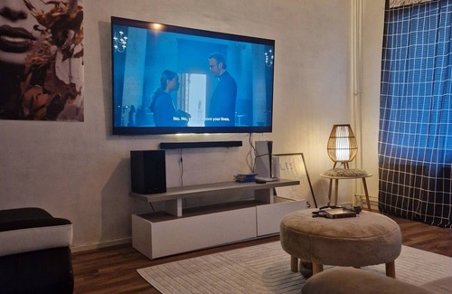 Lahti Apartamento | Relájese en el acogedor apartamento de Lahti con sauna y sala de juegos
