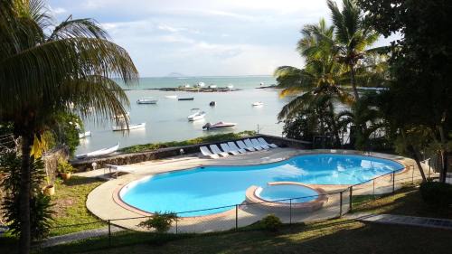 Grand Gaube Villa | Relax in Mauritius - Private villa with family & friends! - by feelluxuryholiday