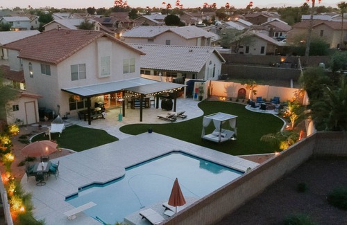 Avondale Casa | Relax in private heated hot tub or just bask in the sun by the pool.