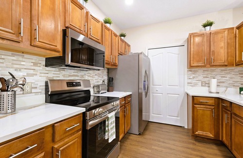 Sarasota Apartamento | Relax in Style: 2-Bedroom Apartment with Calm Atmosphere