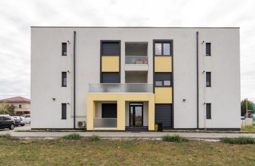 Dumbravita Apartamento | Relax in Style at Maurizia accommodation by Open House