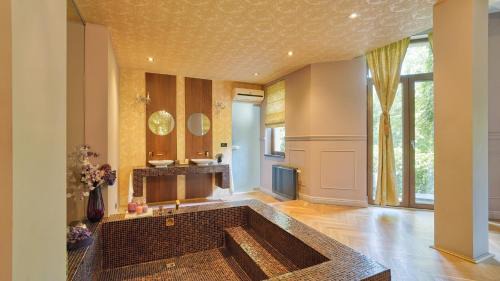 Brasov Hotel | Relax in Style Boutique Villa