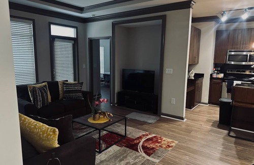 Dunwoody Apartamento | "Relax in Style":Charming 2-Bed,2-Bath Getaway Perfect for Families of Couples!