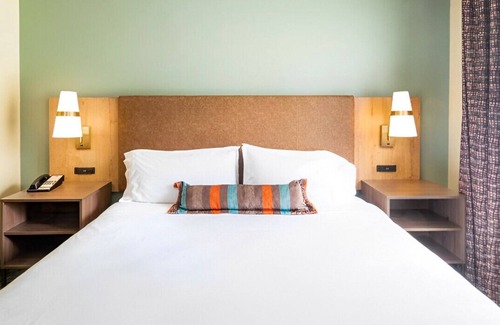 White Station Casa | Relax in Style & Good Vibes! Free Breakfast
