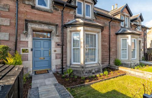 Inverness City Centre Apartamento | Relax in Super Size Copper Tub - 2 bedroom villa