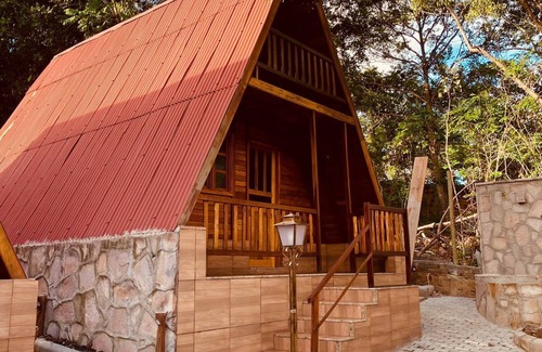 Lencois Chalet De Esquí | Relax in this chalet space in Lençóis is the perfect hideaway in the mountains of BA