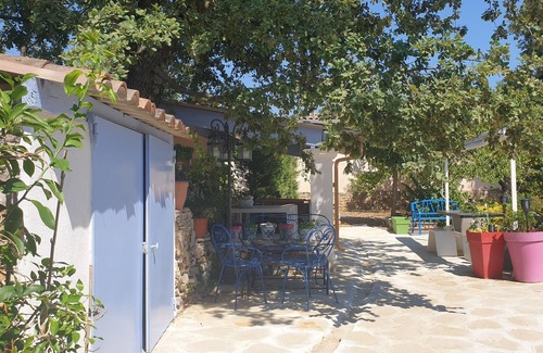 Forcalqueiret Apartamento | Relax in this quiet 50 m² F1-type accommodation