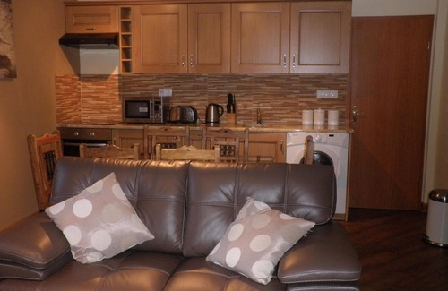 Kobarid Apartamento | RELÁJESE EN UN ENTORNO TRANQUILLO - APARTAMENTO EN PLANTA BAJA