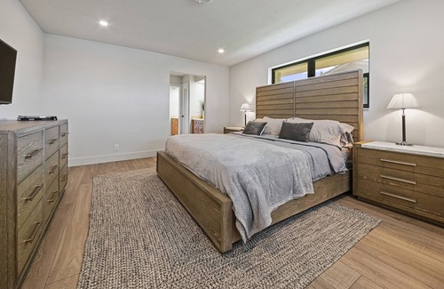 Lake Clarke Shores Casa | Relax on a Main Lake in a King Suite