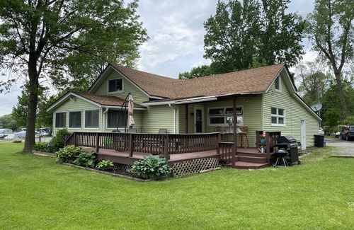 Town of Richmond Cabaña | Relájate y disfruta de la hermosa vista del lago Honeoye