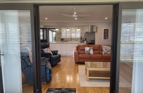 Windang Casa | Relax on Waratah