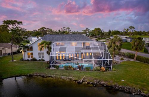 Trailer Estates Casa | Relax & Play Luxe 3 BR Escape w Pool & Games