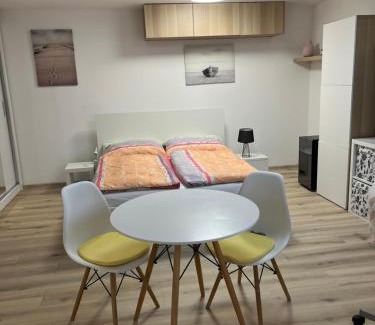 Cercany Casa | Relax pobyt na břehu Sázavy a na dosah Prahy