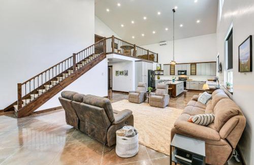 Boundary County Casa | Relax, Reconnect and Explore Modern Idaho House!