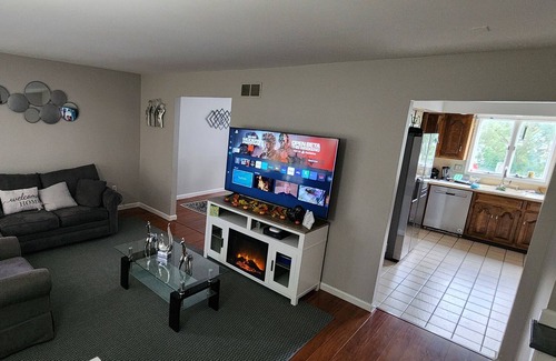 Butztown Casa | RELAX & RELIEF !!! Close to alot of stores.