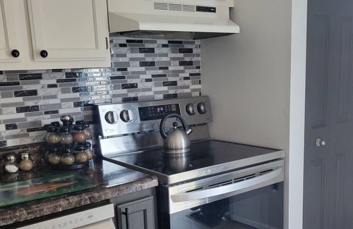 Windsor Mill Casa | Relax, renew and restore- quiet yet convenient to major cities.