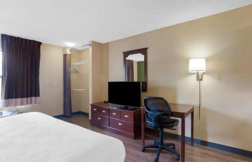 La Mirada Hotel | Relax Suites Extended Stay - La Mirada