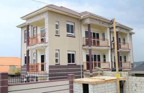 Kampala Apartamento | Relax, Unwind, 2 Bed Haven near Kavumba Rec Center