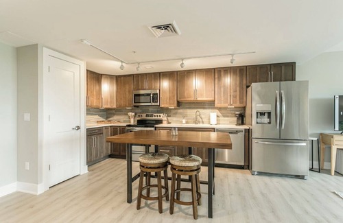 Canandaigua Condominio | Relax, Unwind and Enjoy! #508