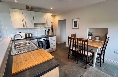 Flagg Casa | Relax, unwind and share time with those you love. Fantastic rural location