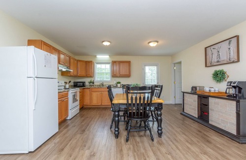Thomasville Casa | Relax & Unwind at Your Home Away From Home.