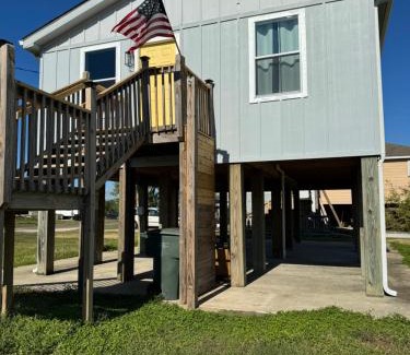 Sabine Pass Casa | Relax & Unwind in a Serene Retreat Near the Beach