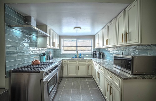 Idaho Springs Casa | Relax & Unwind in our Cozy Home with Private Sauna