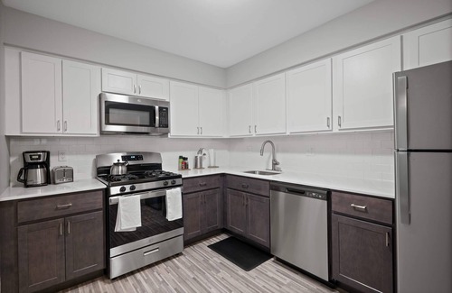 Rochester Apartamento | Relax & Unwind in Rochester Cozy Vacation Spot