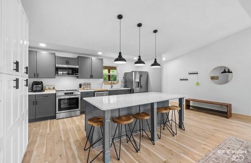 Holiday Island Casa | King Beds+5 BR Near Lake&Marina|FirePit