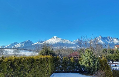 Nova Lesna Casa | Relax Villa Tatry - Wifi/TV, BBQ, Billiard