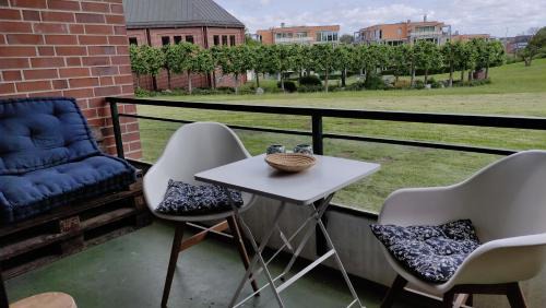 Ronnau Apartamento | Relax with a pool and sauna in Trave Kieker 005!