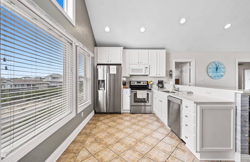 Sandbridge Casa | Relax With Beachfront Luxury!