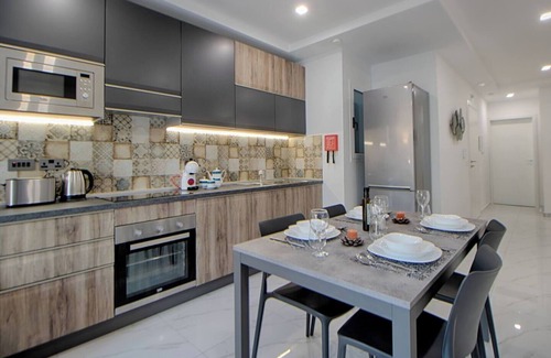 Mellieħa Heights Apartamento | Relax with the whole family at this peaceful place to stay