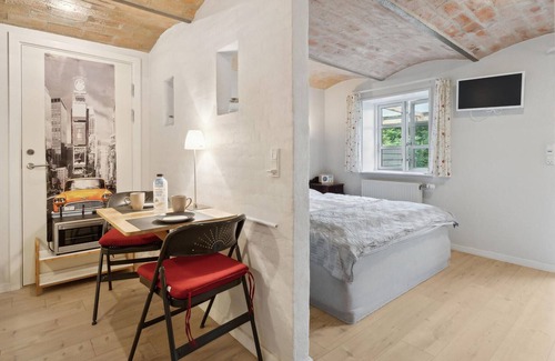 Ringkobing Apartamento | Relax with your family in this cozy vacation home in a West Jutland farmhouse.