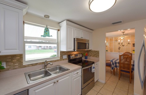 Gulf Gate Estates Casa | Relájese todo el año en la hermosa Sarasota