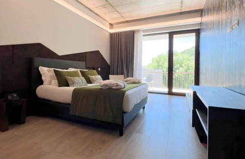 Balocas Casa | Relaxation & Comfort Meets! Convenient Room w/ Balcony | Living Room | 3 Pools