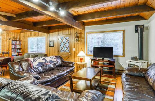 Truckee Casa | Relaxed and Comfortable Family Gathering Home