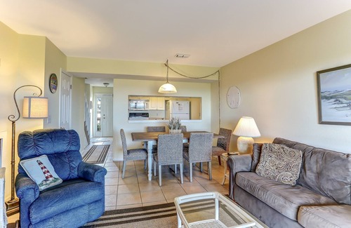 Fernandina Beach Casa | Relaxed Atmosphere in S Fletcher Duplex by RedAwning