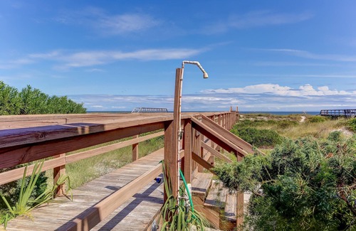 Fernandina Beach Casa | Relaxed Atmosphere in S Fletcher Duplex by RedAwning