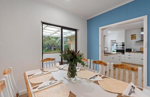 Port Elliot Casa | Relaxed Family Beach House - No Linen Included