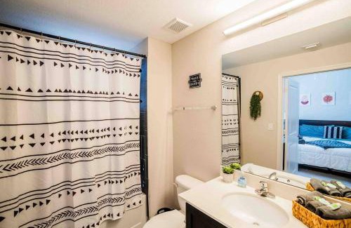 Fort Myers Apartamento | Relaxed King bed with Full kitchen & Pool #1614