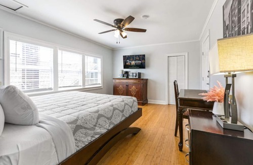 Mid-City Hotel | Acogedor y fácil en Budget Express Studios