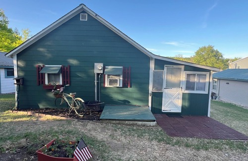 Bagley Cabina | Relaxing 2-Bedroom Cottage Getaway in Bagley, WI