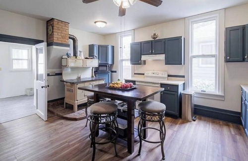 Spearfish Casa | Relaxing 2 bedroom retreat private patio