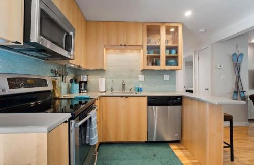 Vail Casa | Relaxing 2 Bedroom steps from Vail Resort