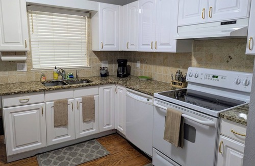 Lake Placid Casa | Relaxing 2-bedroom house in Lake Placid with WiFi, AC