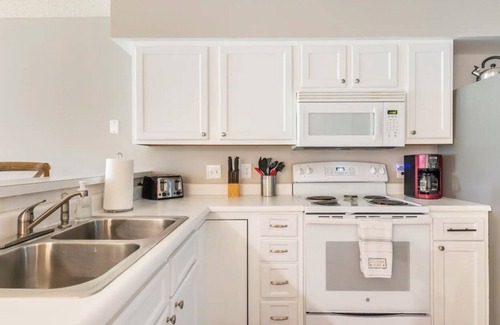 Pawleys Island Condominio | Relaxing 2BD True Blue Golf Resort 4 Pools & Spas, Large Balcony, 3 min to Beach