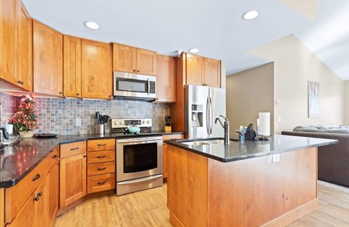 Breckenridge Condominio | Relaxing 2BDR Getaway 10 Mins from Breck; Adventure Awaits!