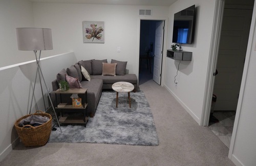 Fort Lupton Casa | Relaxing 3-bedroom townhome in quaint Ft Lupton with all the amenities